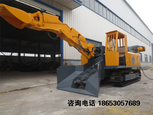 120型大坡度履带式扒渣机.jpg